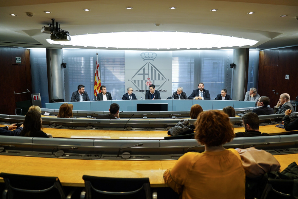 Signatura del contracte de la Plataforma nica de contractaci. Foto: Ajuntament de Barcelona.