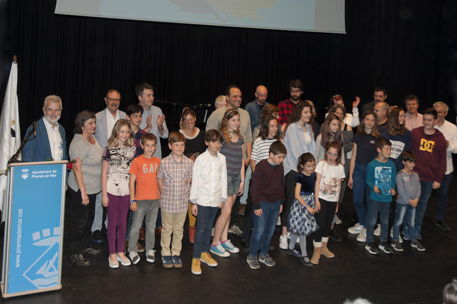 Foto de grup de l'acte de lliurament dels premis literaris Sant Jordi 2018. Foto: Màrius Torner.