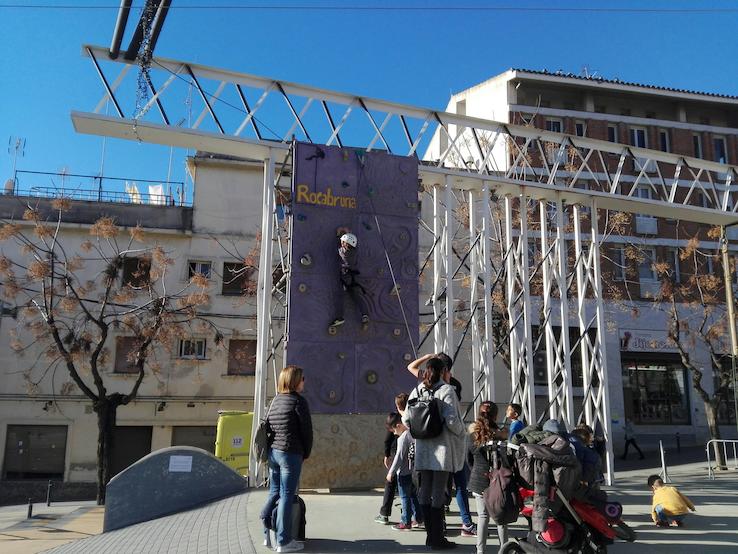 Parc pla&ccedil;a Pa&iuml;sos Catalans2