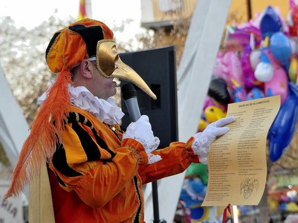 Rebuda a S.M. el Rei Carnestoltes, Primili� XXIV